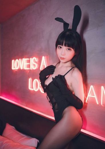 催眠娇妻借朋友高h繁交h